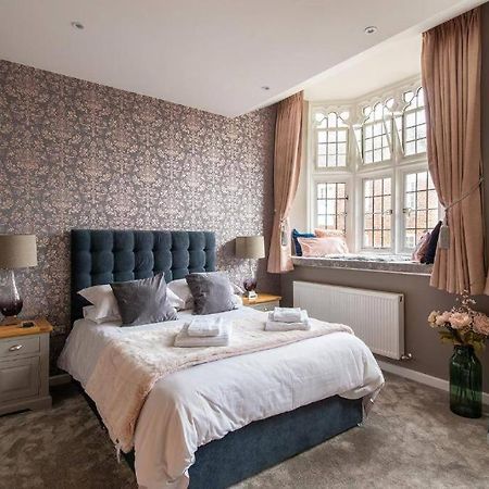The Most Central Apartment In Canterbury Stunning Interiors, Fully Equipped, City Views And Free Wifi! Exterior foto